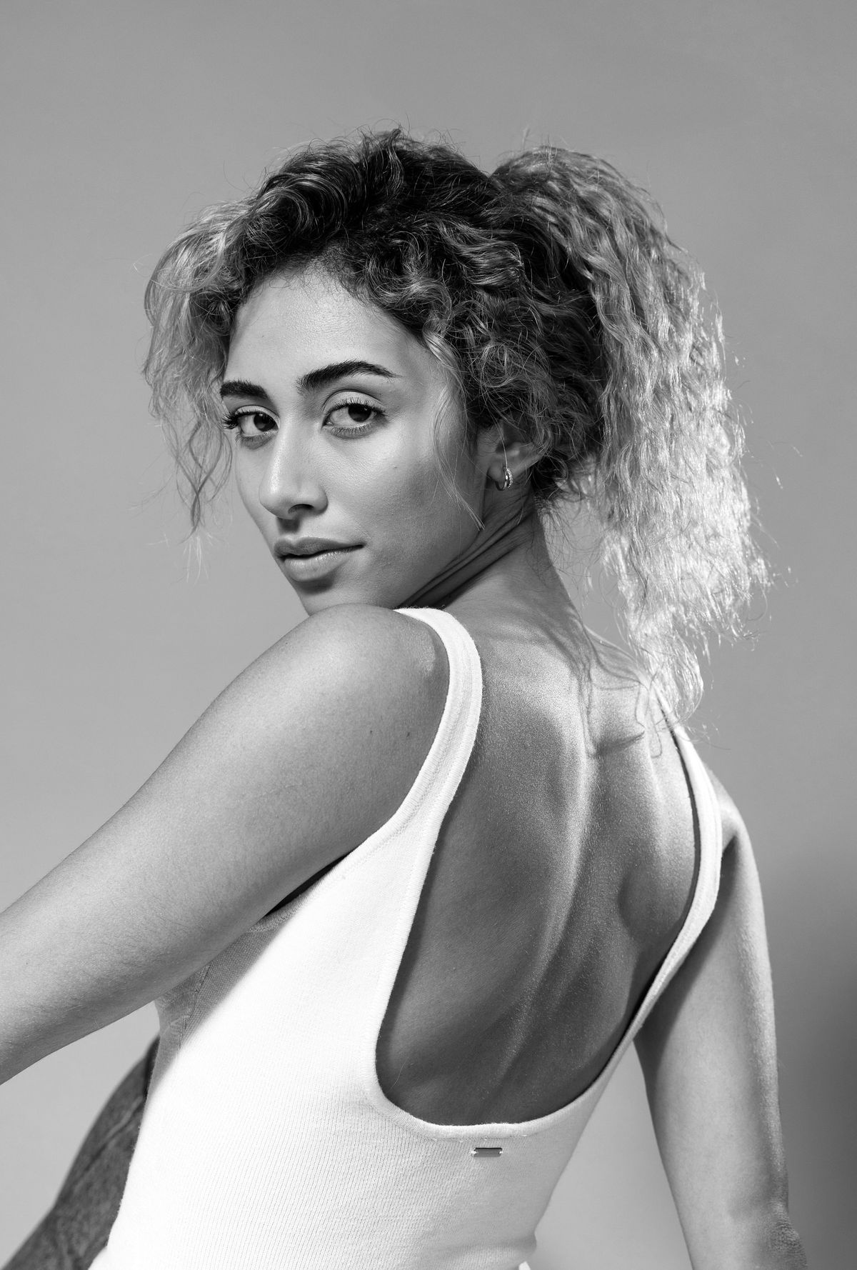 Studio Modeling, photo 1 by Joey Converse